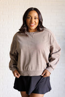 Quick Fix Mineral Wash Crew Neck Pullover in Mocha